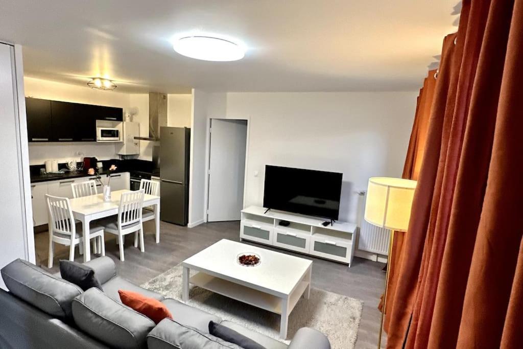 Appartement Cozy - Quartier Residentiel เมอลัง ภายนอก รูปภาพ