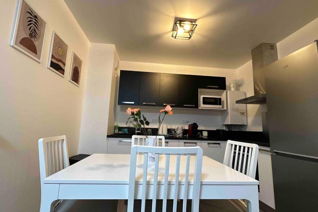 Appartement Cozy - Quartier Residentiel เมอลัง ภายนอก รูปภาพ