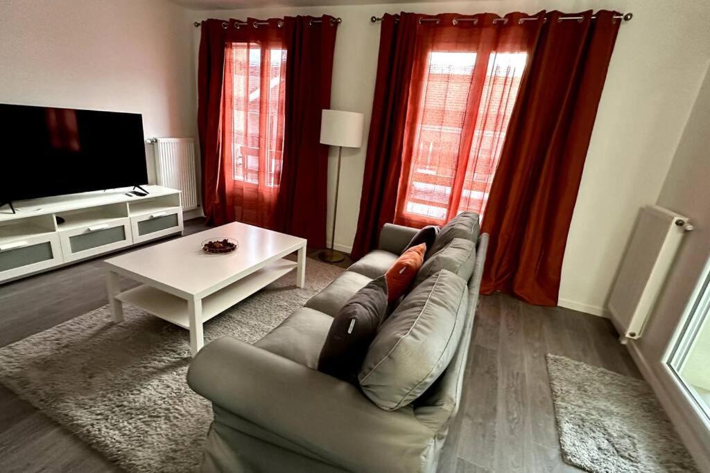 Appartement Cozy - Quartier Residentiel เมอลัง ภายนอก รูปภาพ